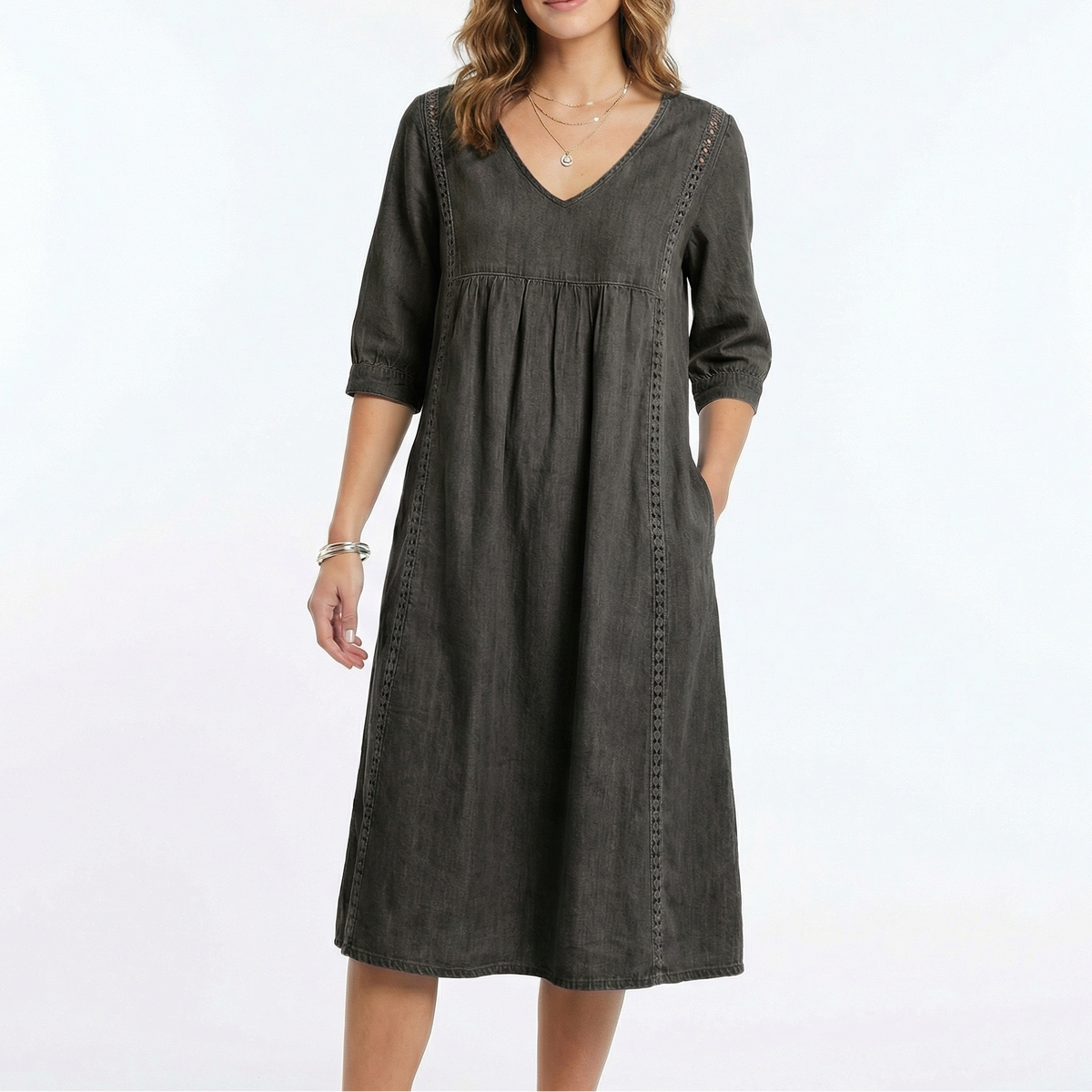 Women's Chambray Dress V Neck Three Quarter Sleeve Midi Pockets